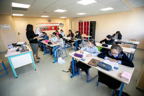 Collège et Lycée pour filles à Chné-Or